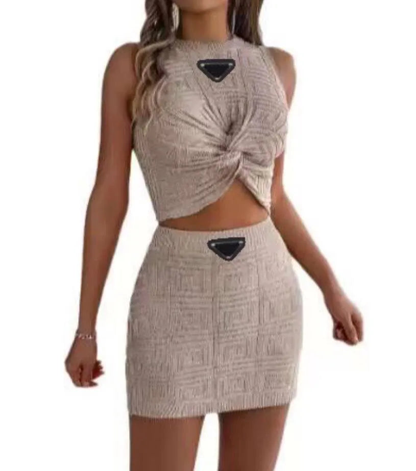 Stylish Summer Dresses for Women - Sexy Tank Tops, Bralette Shirts & Party Skirts - Trendy & Comfortable Fashion Essentials